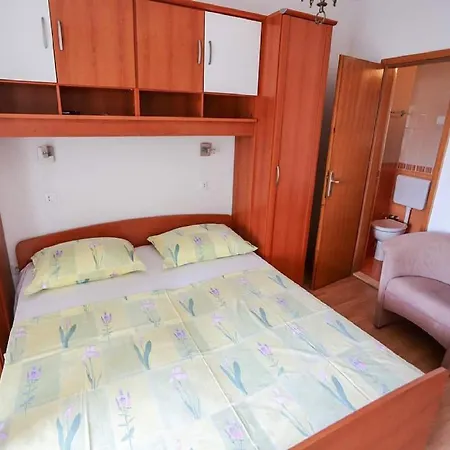 Pezo - With Sea View Appartement Baška Voda